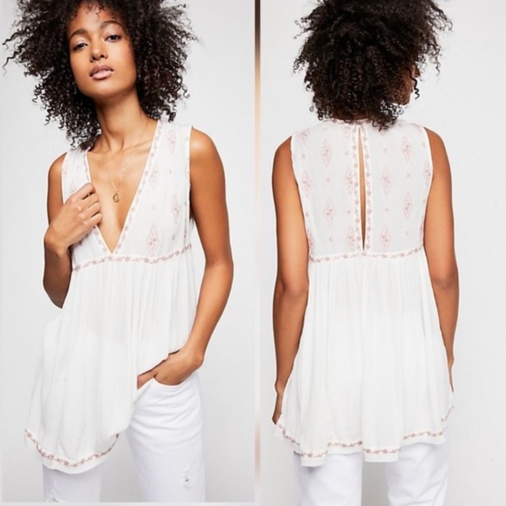FREE PEOPLE EMBROIDERED SLEEVELESS DIAMOND TOP M